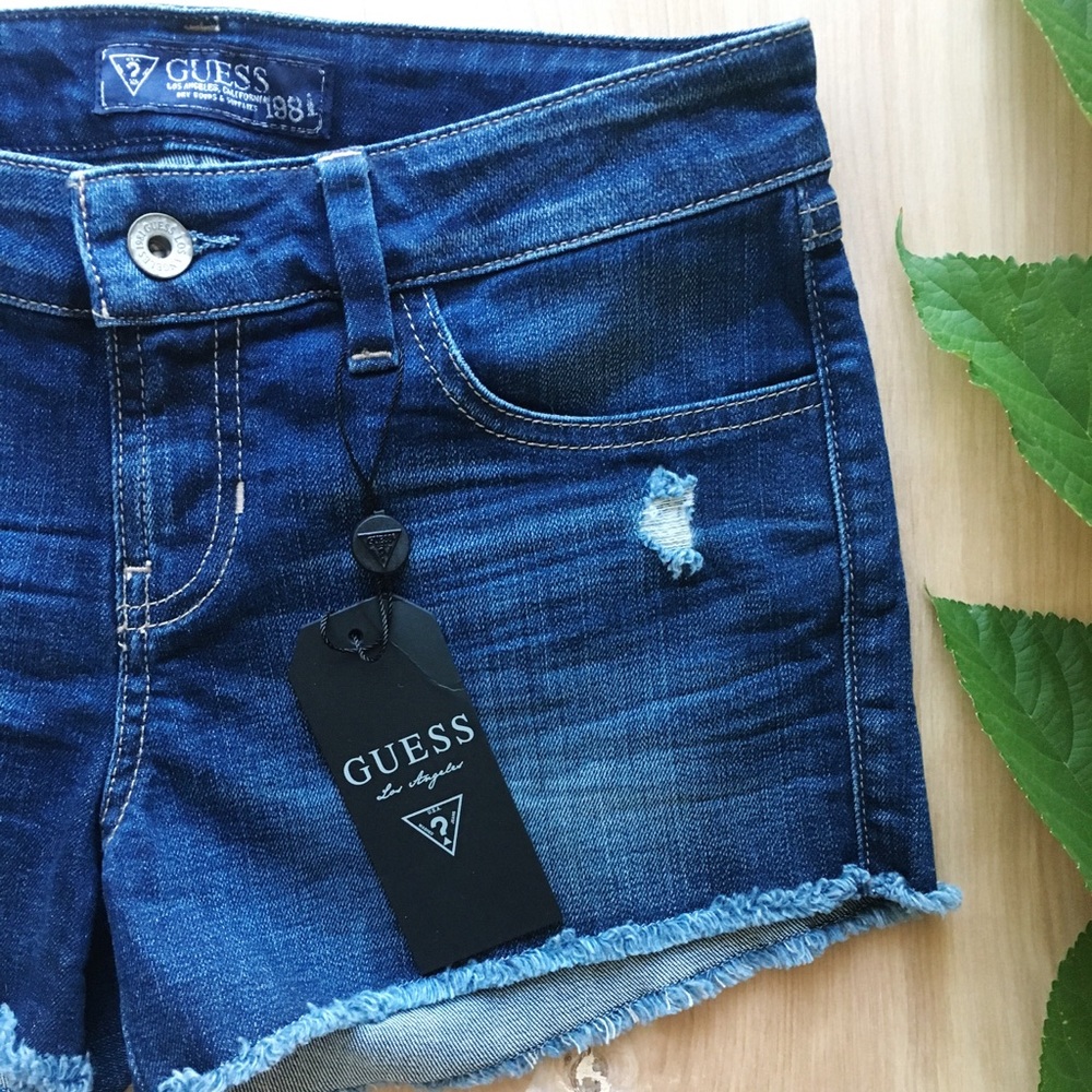 NWT Guess 1981 Sold Out Everywhere Denim Shorts